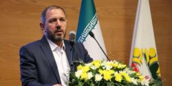 اعضای شوراها با جسارت و دانش لازم برای دفاع از حقوق مردم در میدان حاضر باشند